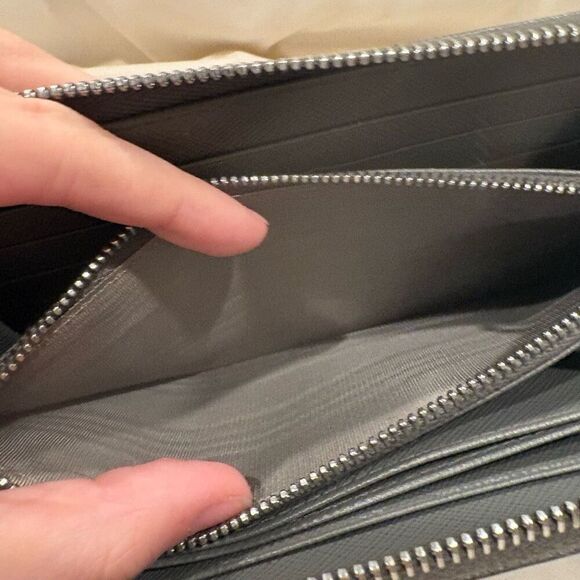 Prada Gray Saffiano Leather Long Zip Around Luxury Wallet and Dust Bag - Picture 10 of 15